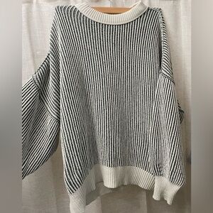 Aerie Chenille pullover sweatshirt size XL -Olive green